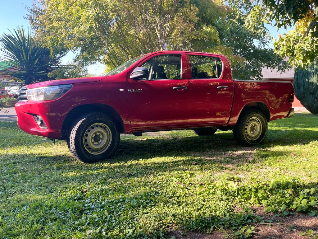 TOYOTA HILUX DX 4X4 2020